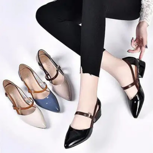 أحذية فيتوريا